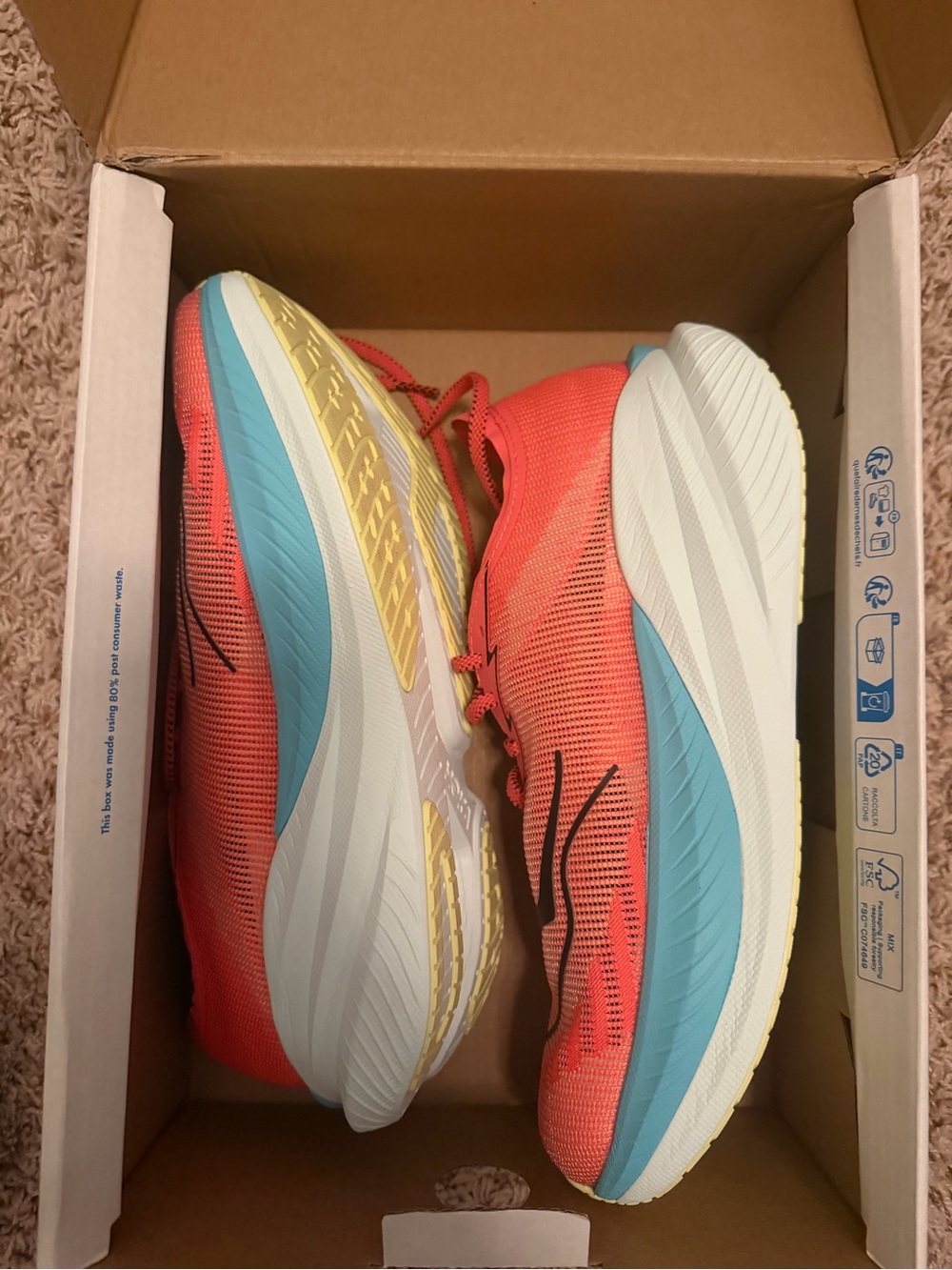 Hoka Mach X2